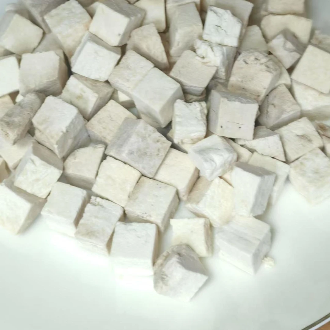 精选无熏硫云南茯苓丁块茯苓