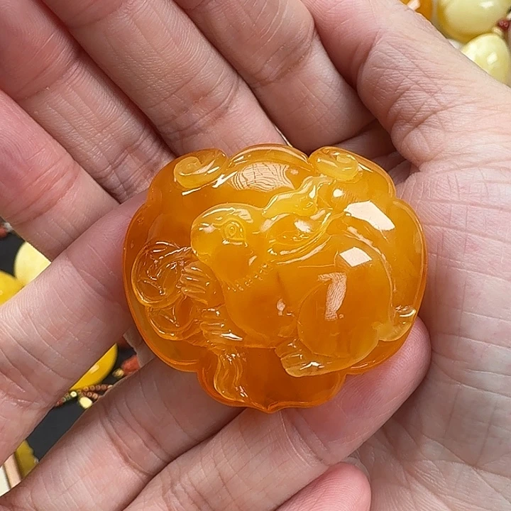 未镶嵌颈饰蜜蜡蜜蜡