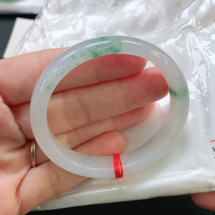 翡翠手镯未镶嵌54贵妃