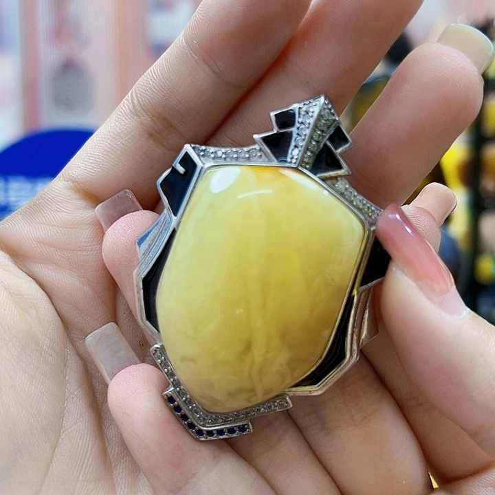 琥珀银S925镶嵌颈饰吊坠