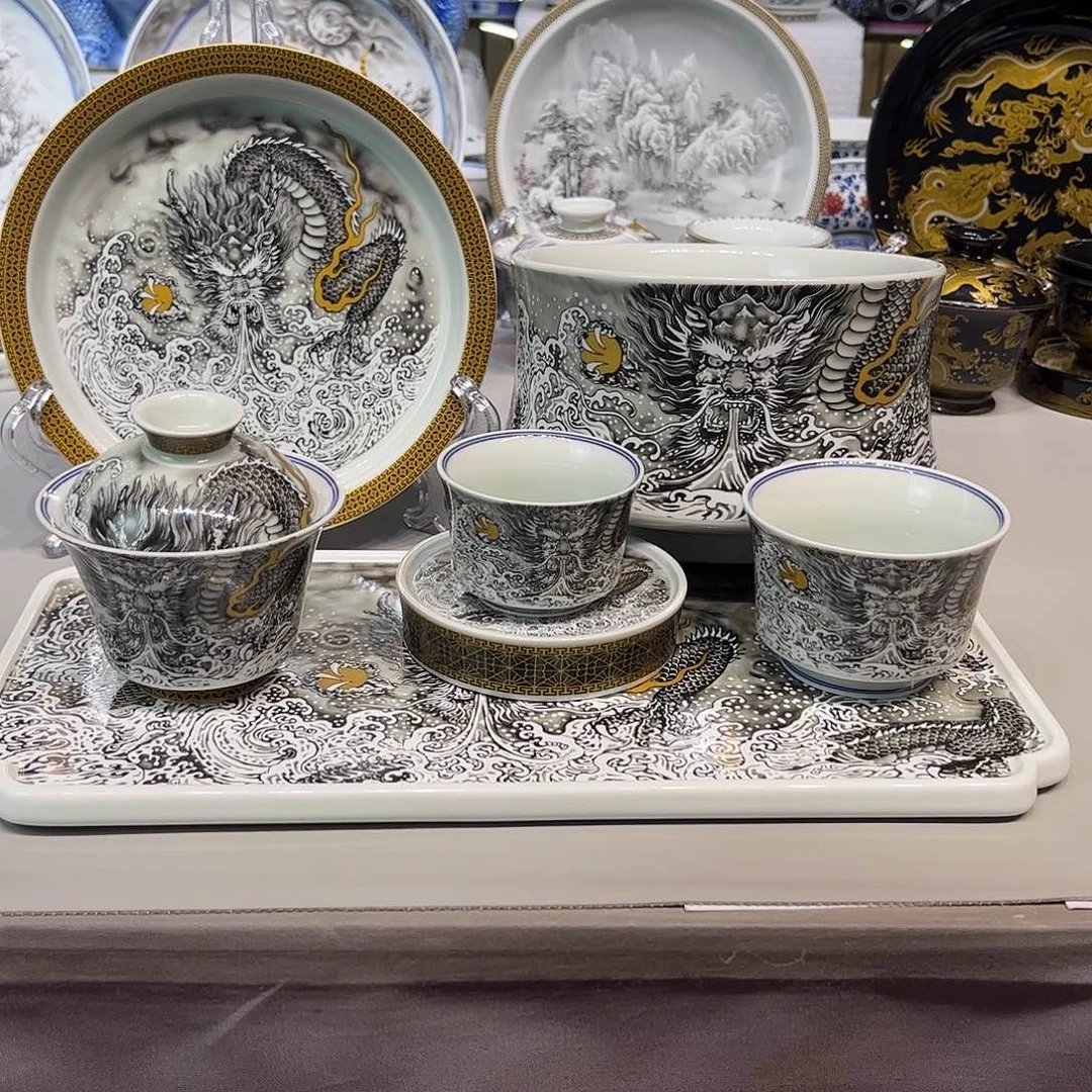 景德镇陶瓷艺术品