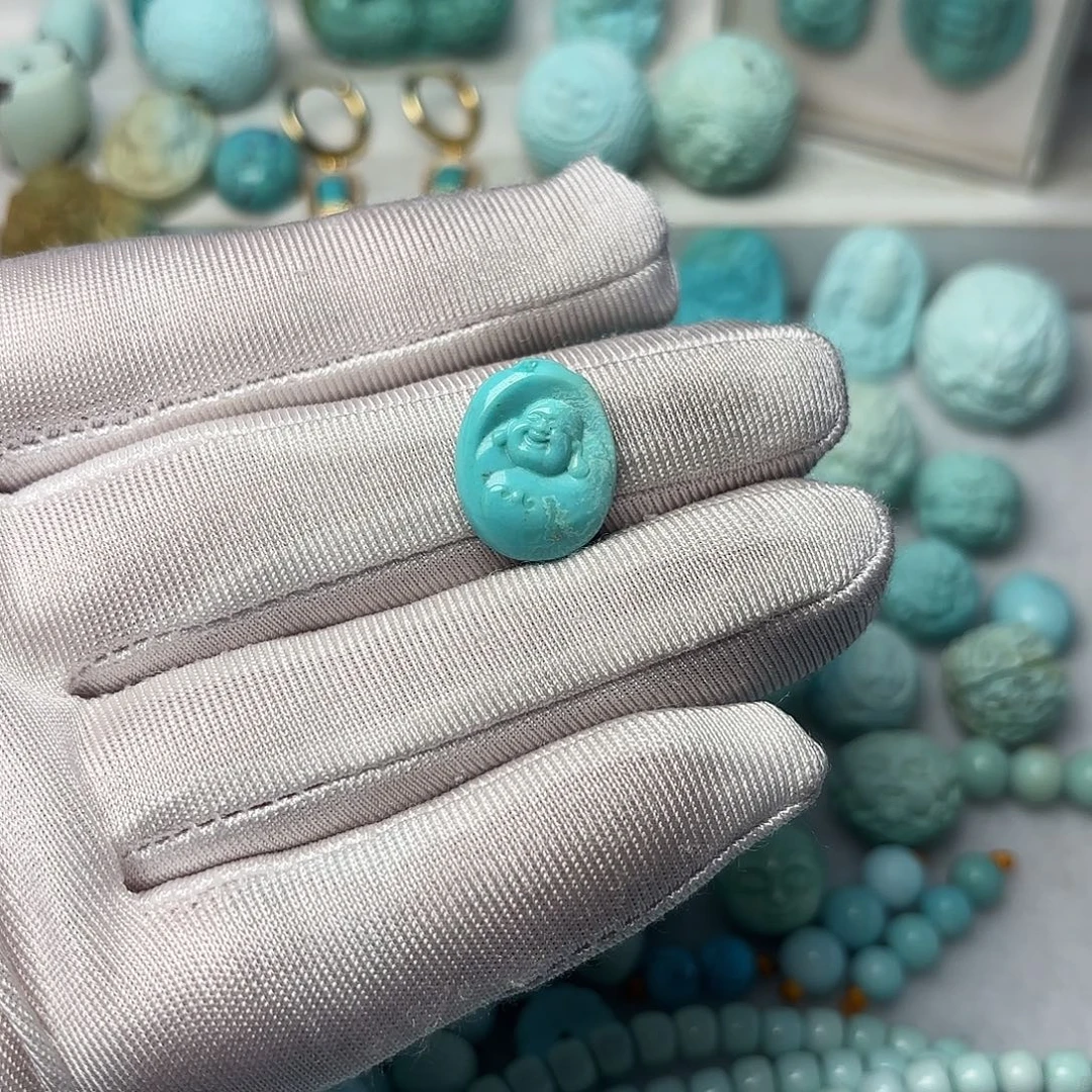 绿松石未镶嵌雕刻件