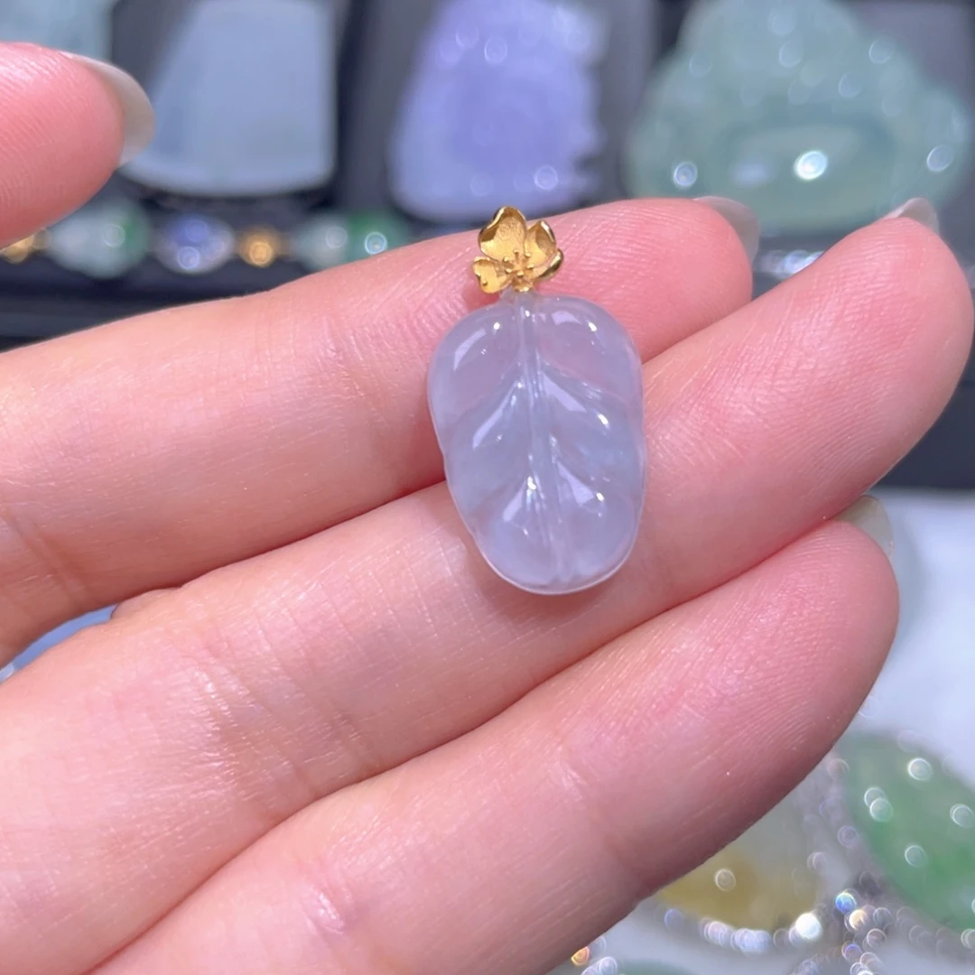 颈饰18K金镶嵌翡翠翡翠