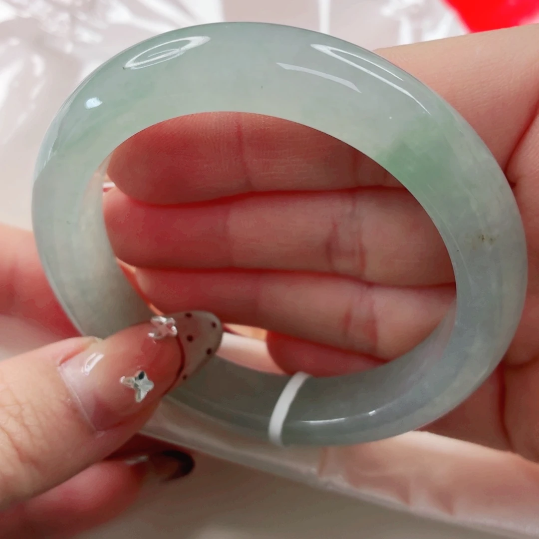 潜***笑翡翠未镶嵌手镯54.3x595