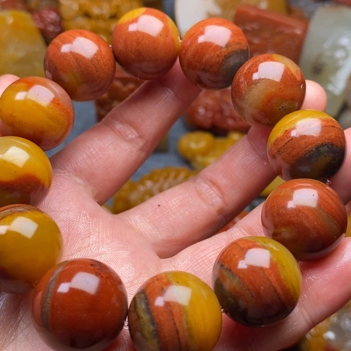 石英质玉（黄龙玉）合金颈饰