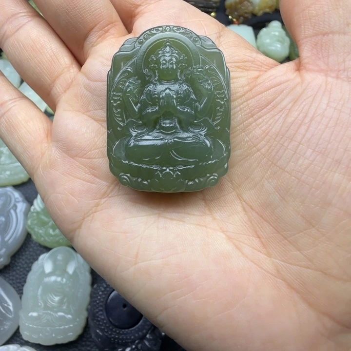 和田玉未镶嵌颈饰