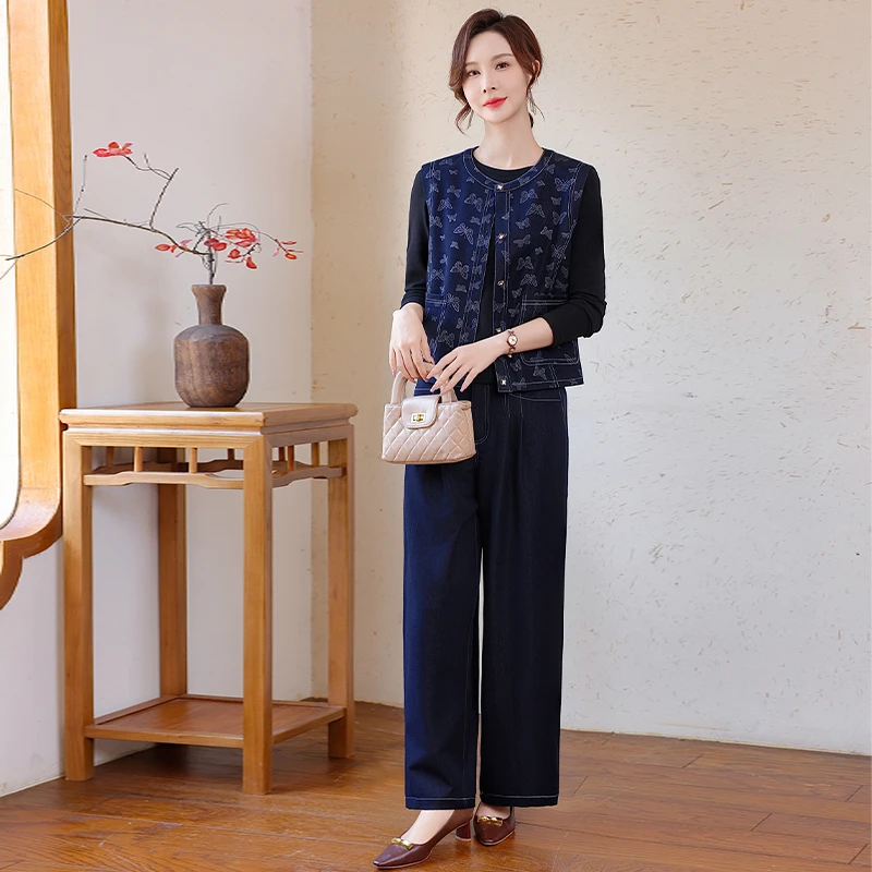 妈妈秋装牛仔套装贵夫人品牌上衣洋气中老年春秋马甲外套两件套女