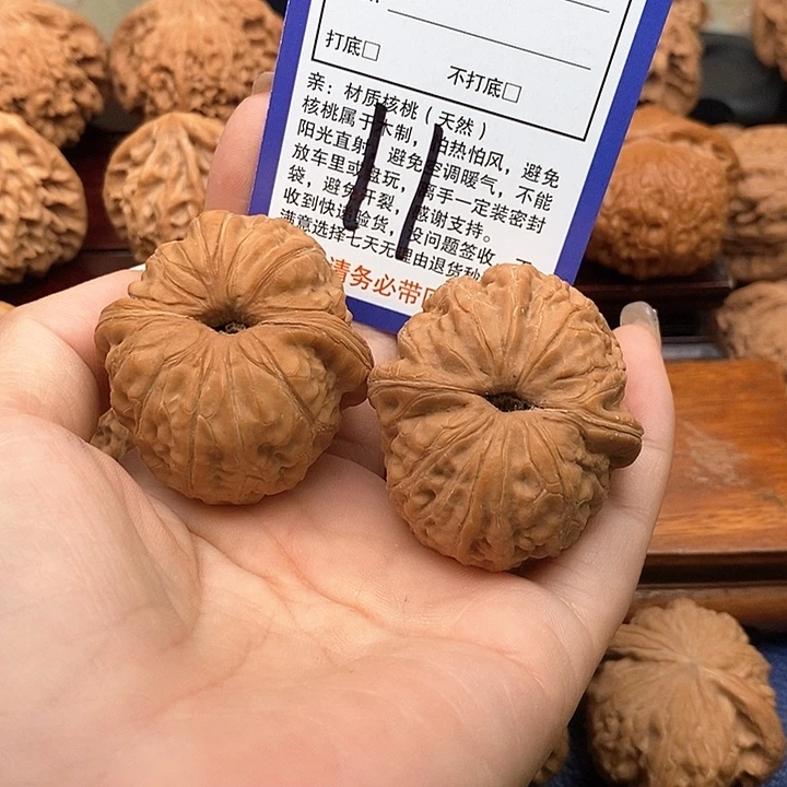 桃核吊坠元宝狮子头45