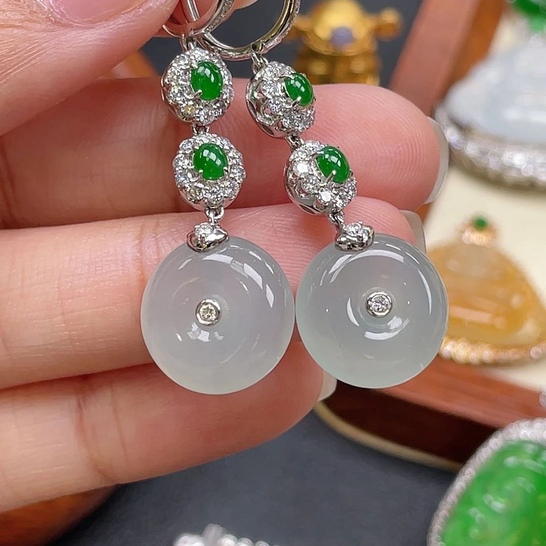 翡翠18K金镶嵌耳饰平安扣