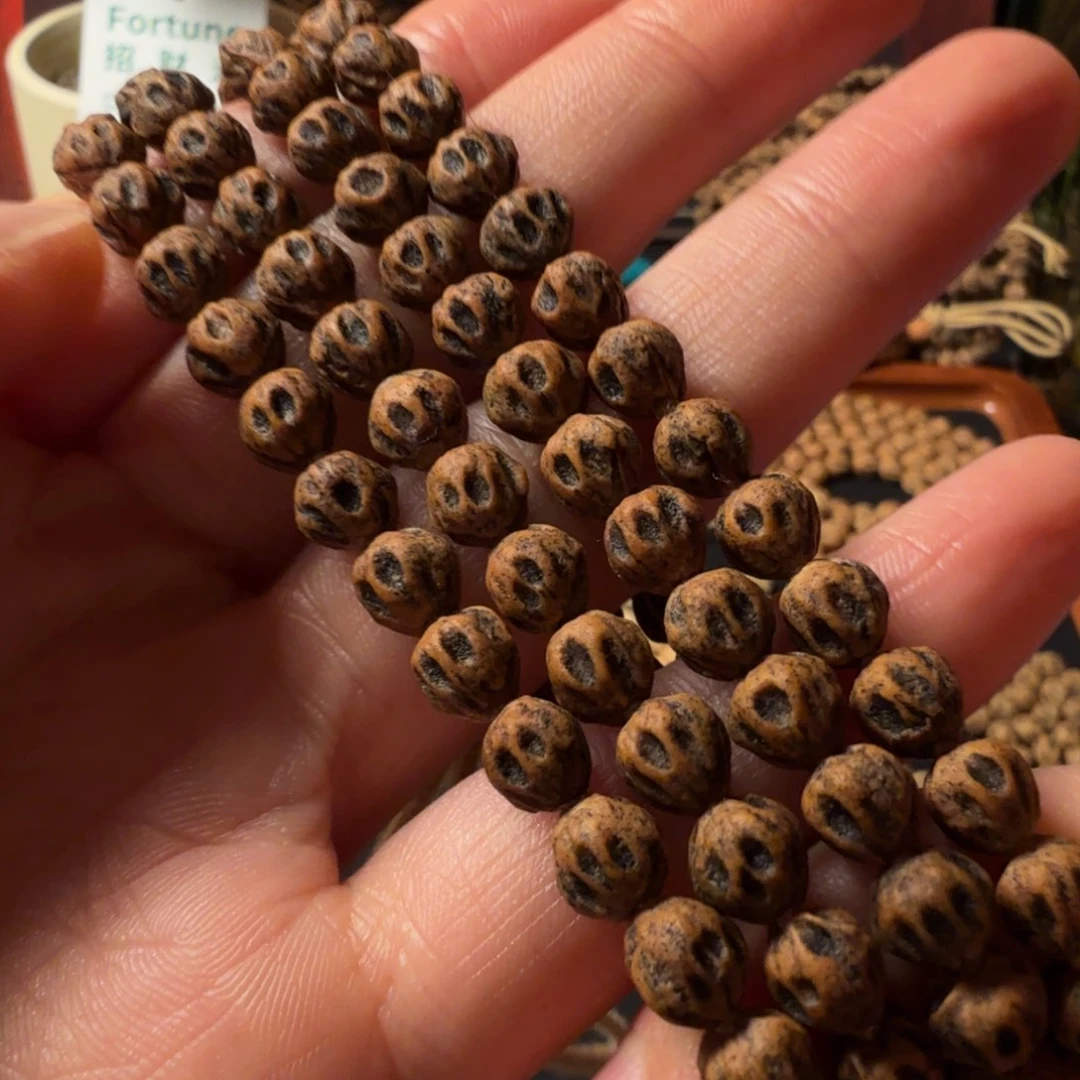 坨***。柏香籽/百香籽吊坠