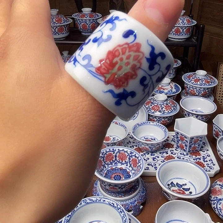 青花釉里红小扳指盖置