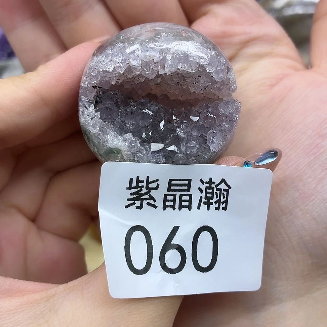 藝***然未镶嵌水晶大型摆件（非配饰）