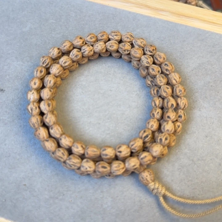 我***多柏香籽/百香籽吊坠