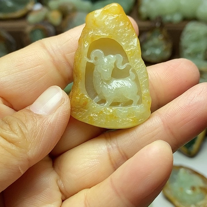 岫岩河磨玉（透闪石质玉）未镶嵌颈饰