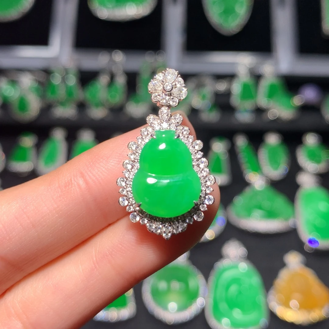 吊坠(不含链)18K金镶嵌翡翠翡翠