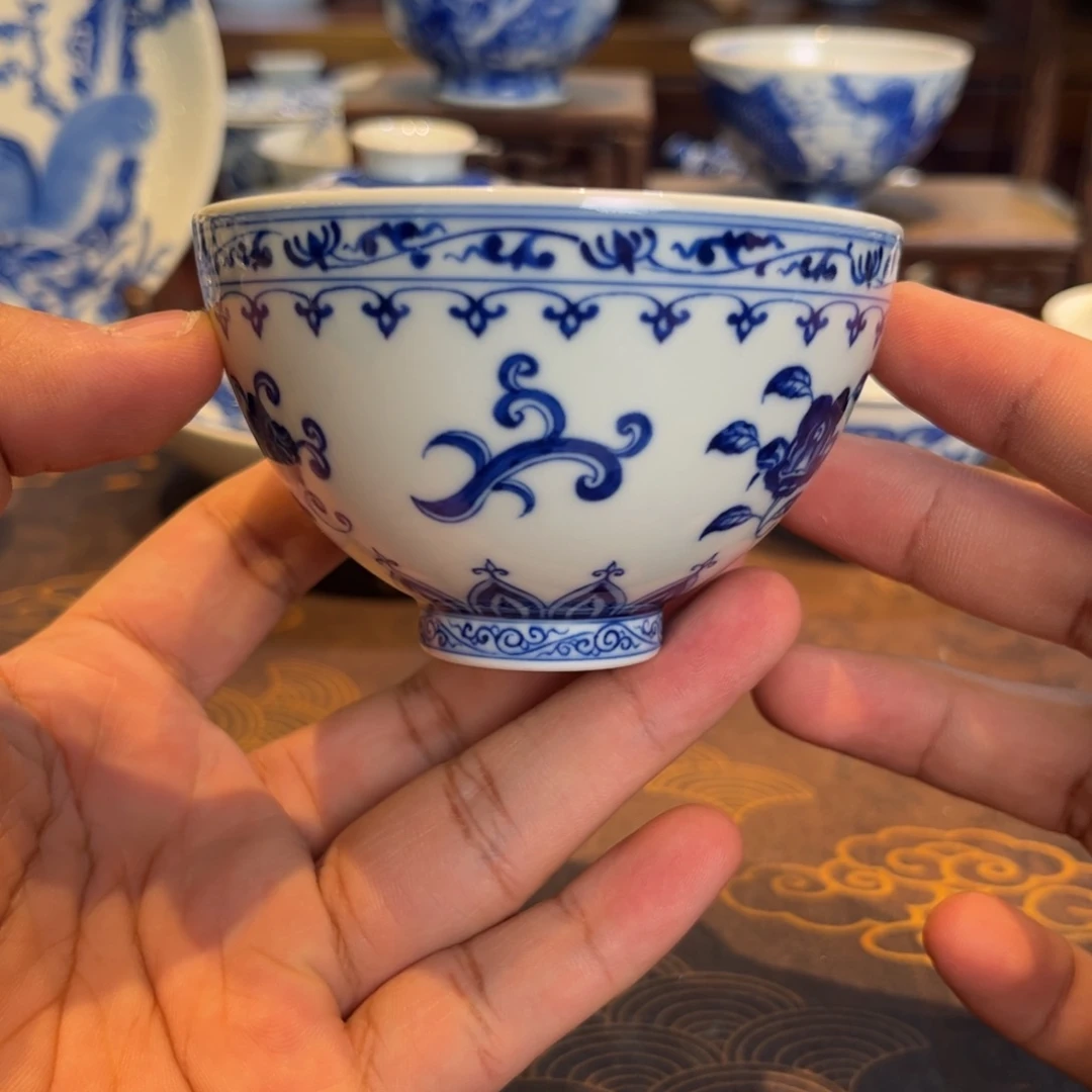 青花杂宝宝相鸡心杯