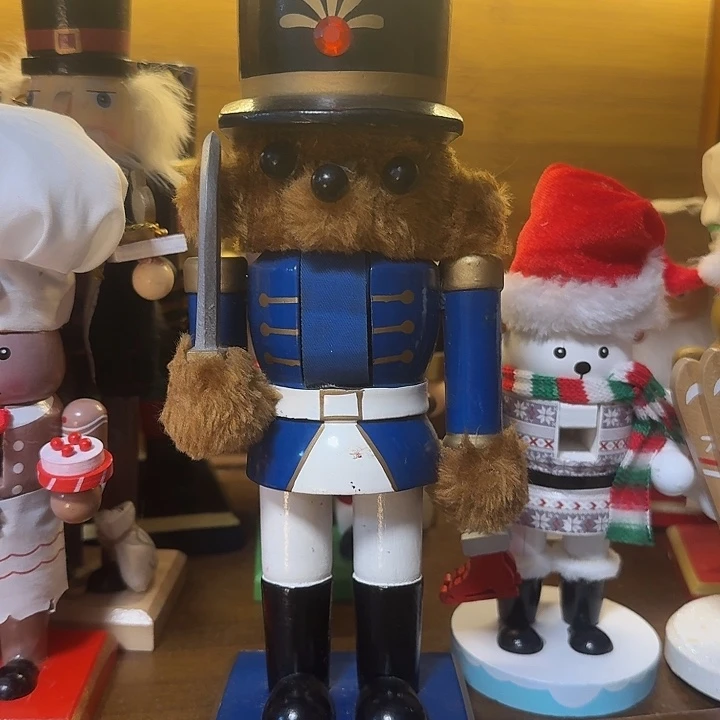 毛绒胡桃夹子不退不换