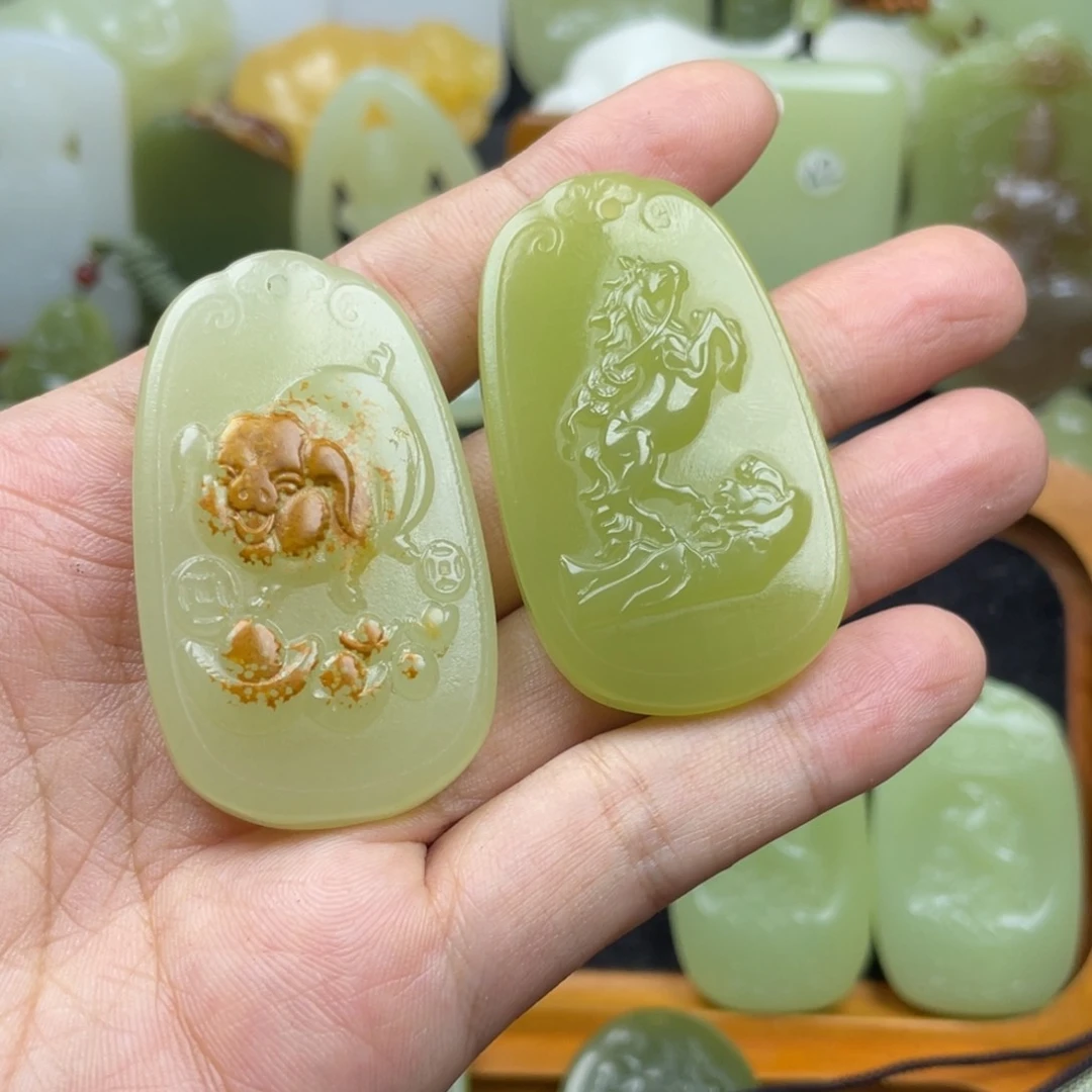时尚潮流生肖猪马吊坠