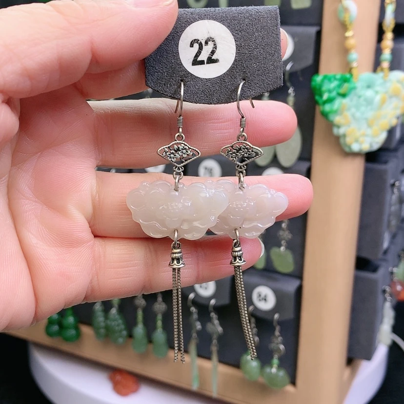 【闪购商品】和田玉耳饰银S925镶嵌小****妙精美