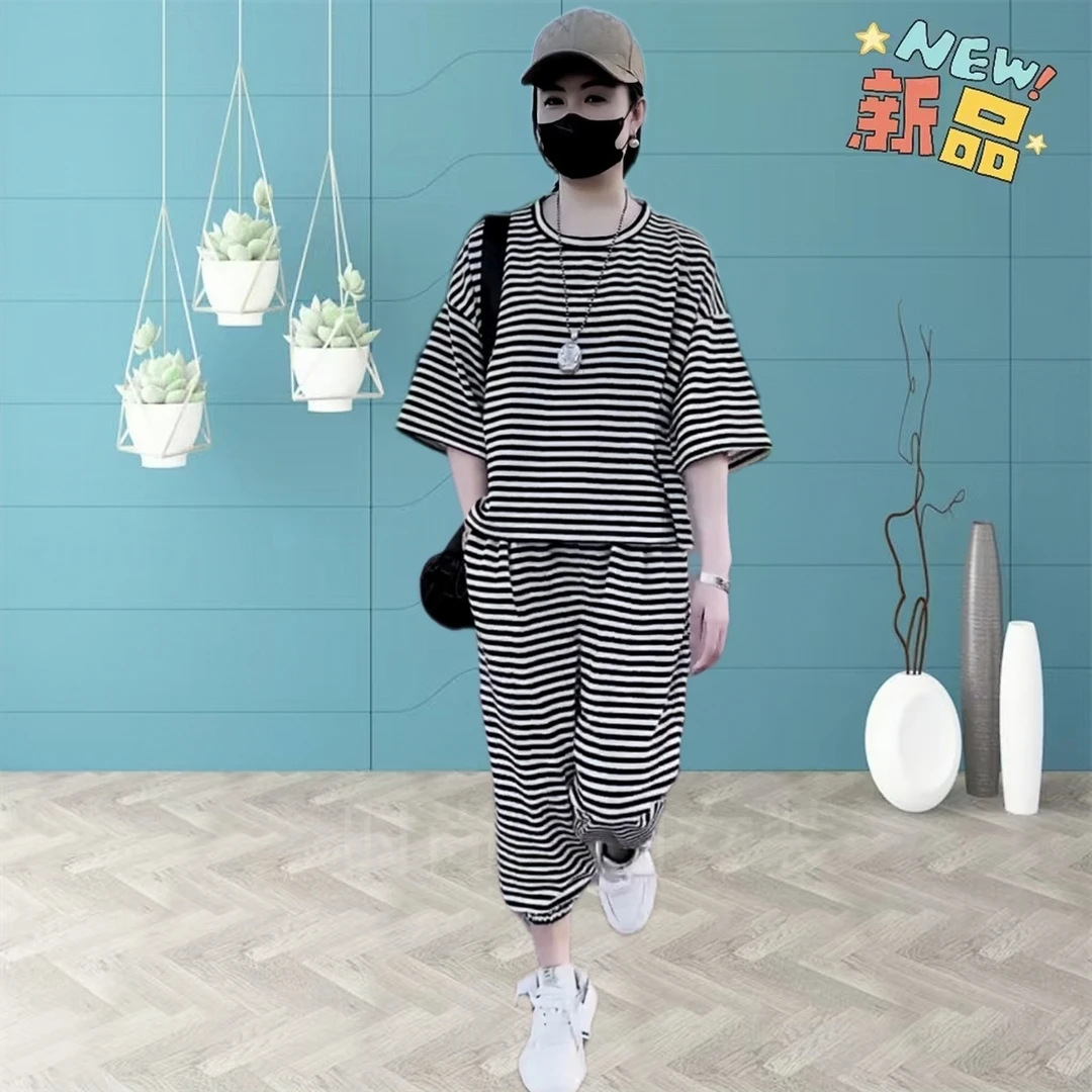 时尚休闲运动套装女2025夏季新款网红爆款宽松显瘦短袖条纹两件套