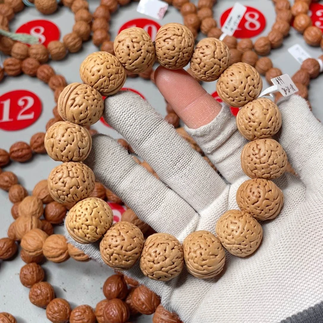 文玩核桃手串陪****生正圆苹果