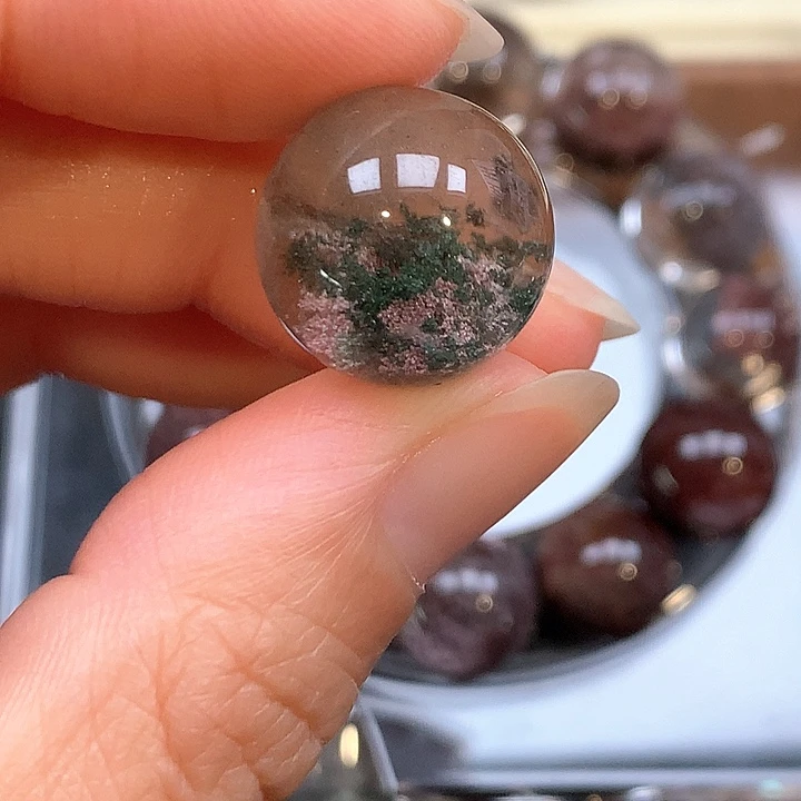 未镶嵌吊坠(不含链)水晶?**?