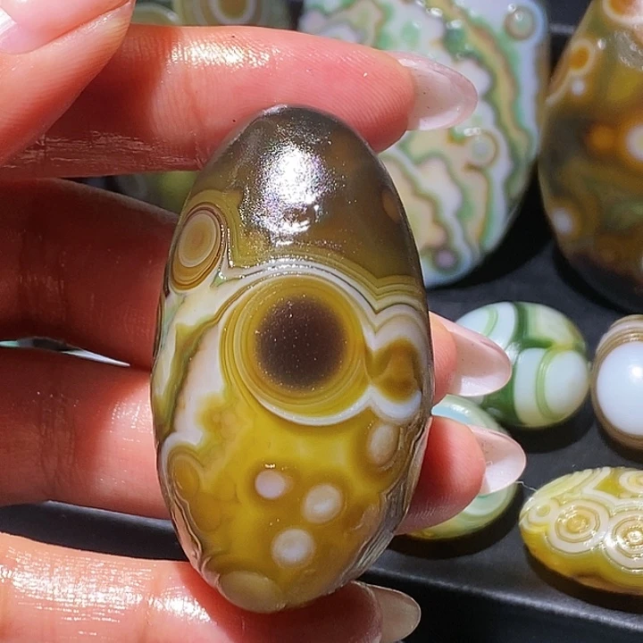 玛瑙/玉髓未镶嵌珠宝奇石2