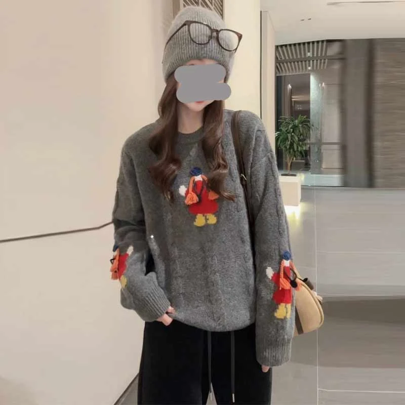 2025新款小众设计氛围感宽松套头卡通人物圆领麻花毛衣