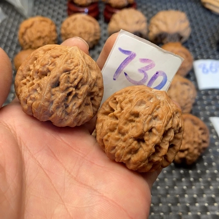 文玩核桃吊坠凹底730