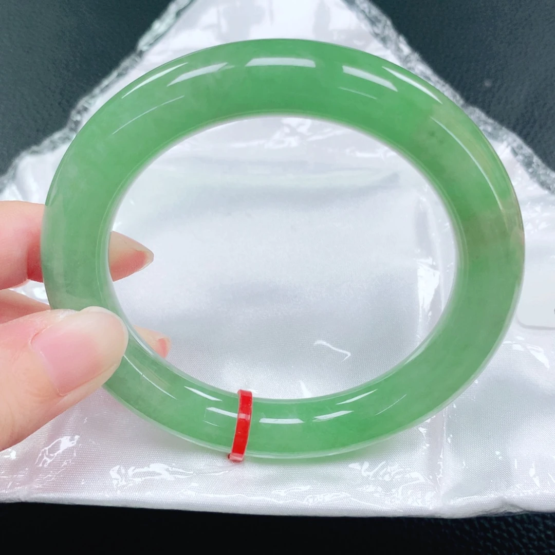 未镶嵌手镯翡翠58圈