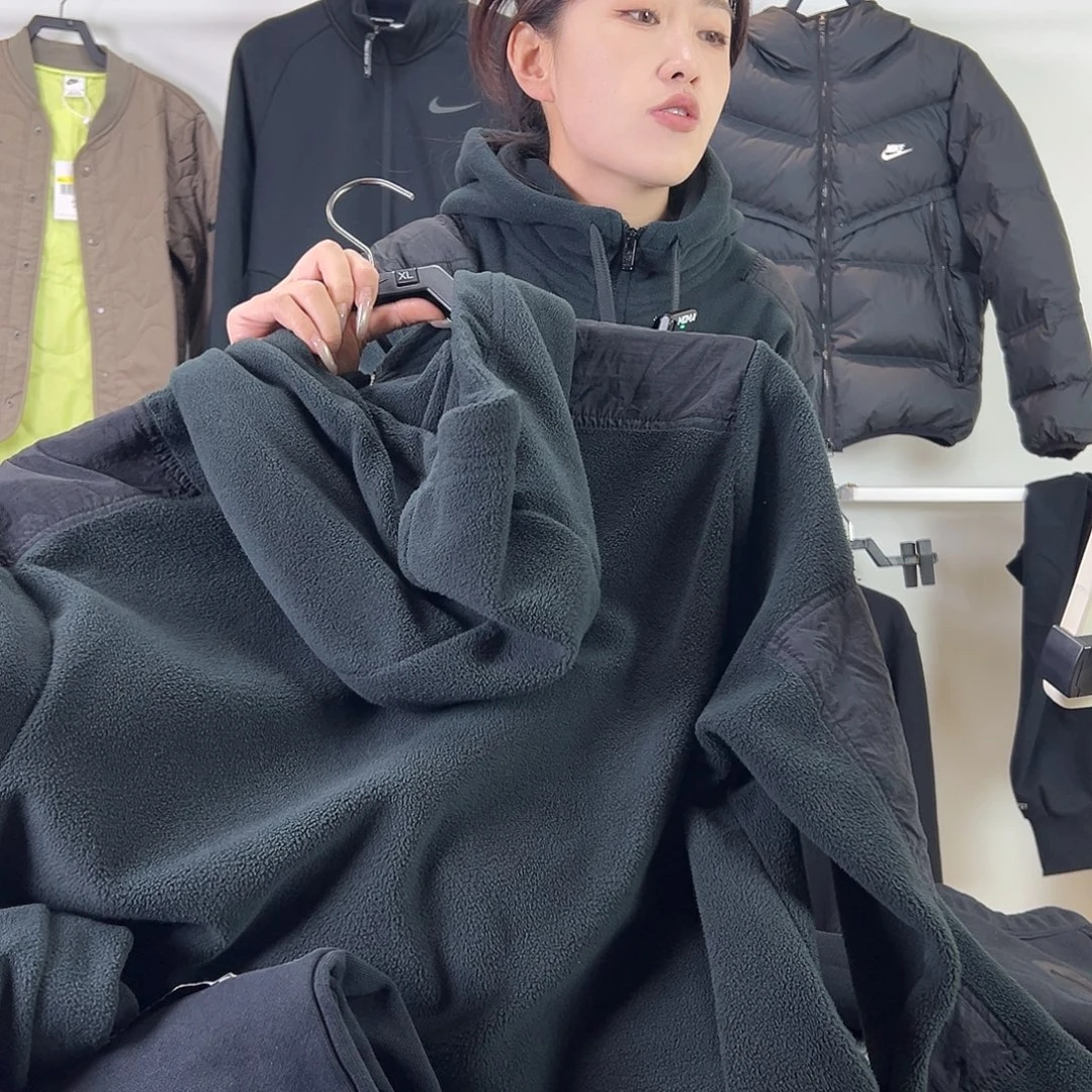 4883黑色外套L码130-150斤不退换