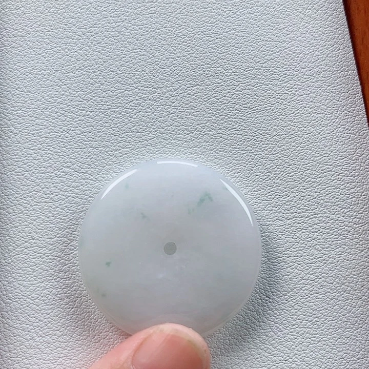 颈饰未镶嵌翡翠孤品