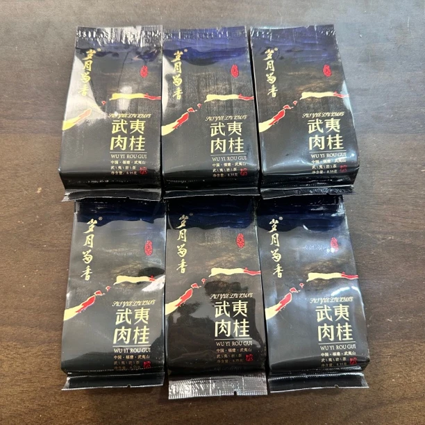 溪谷留香 岁月留香 武夷肉桂 6泡 武夷岩茶 拍10单发礼盒