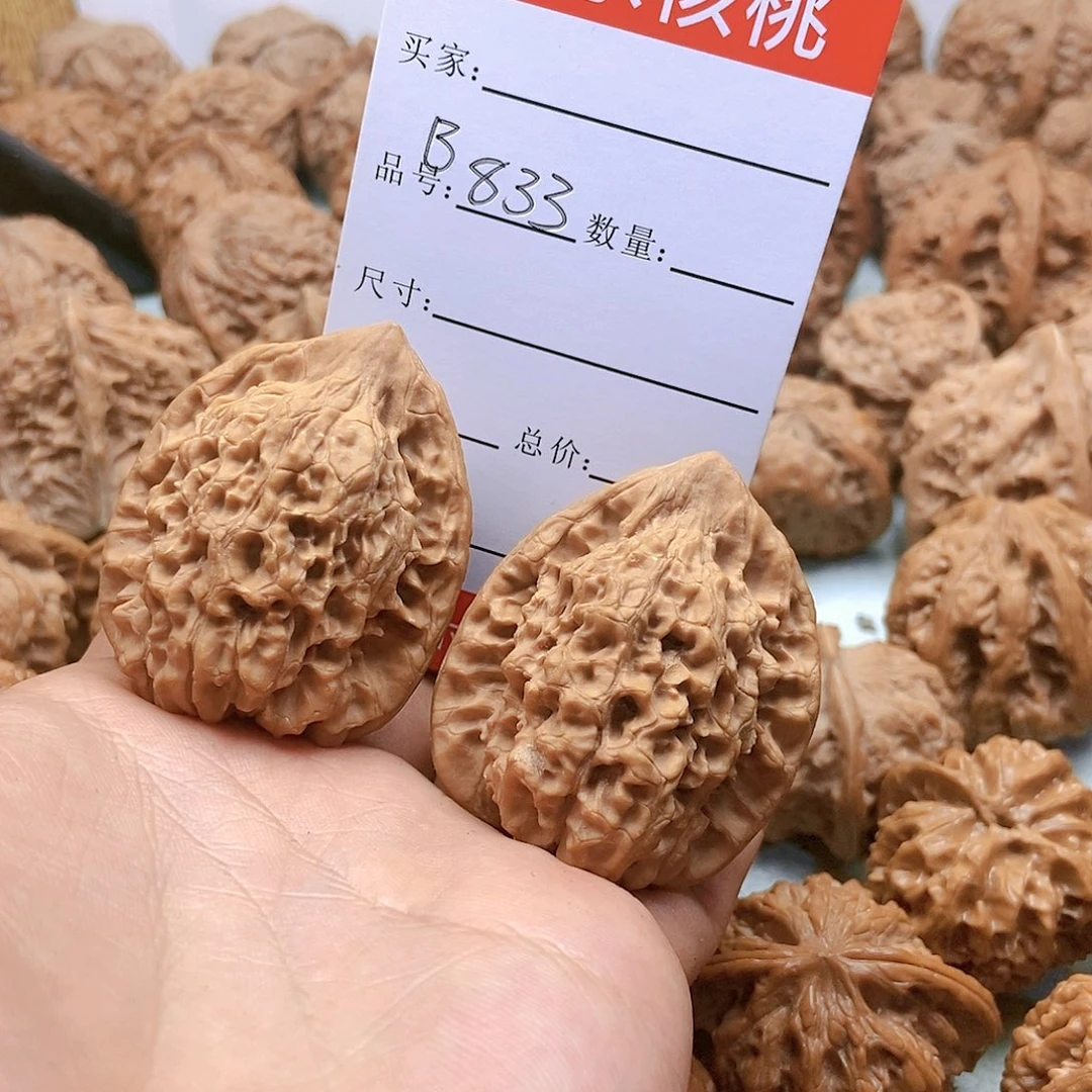 把件桃核小*名833号官帽38尺