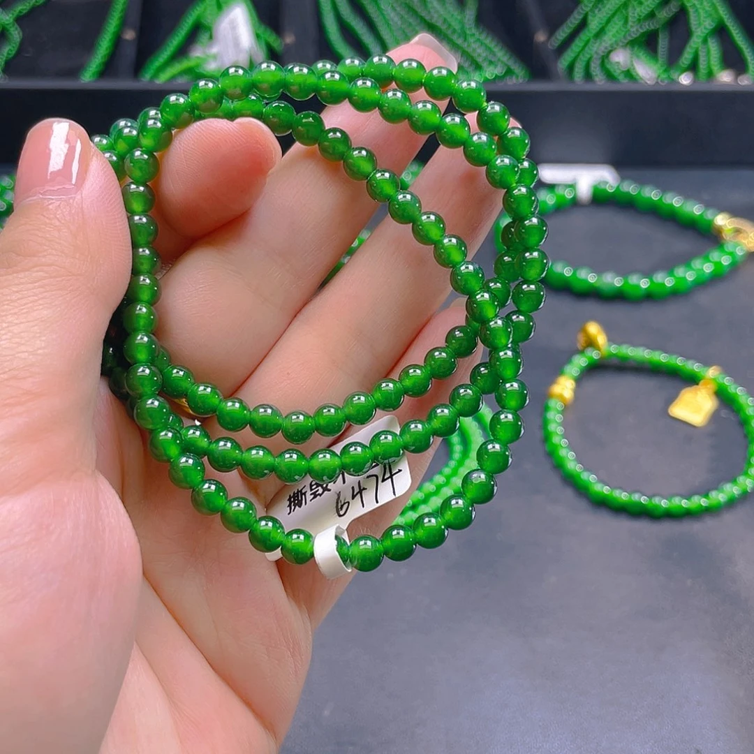 翡翠未镶嵌颈饰