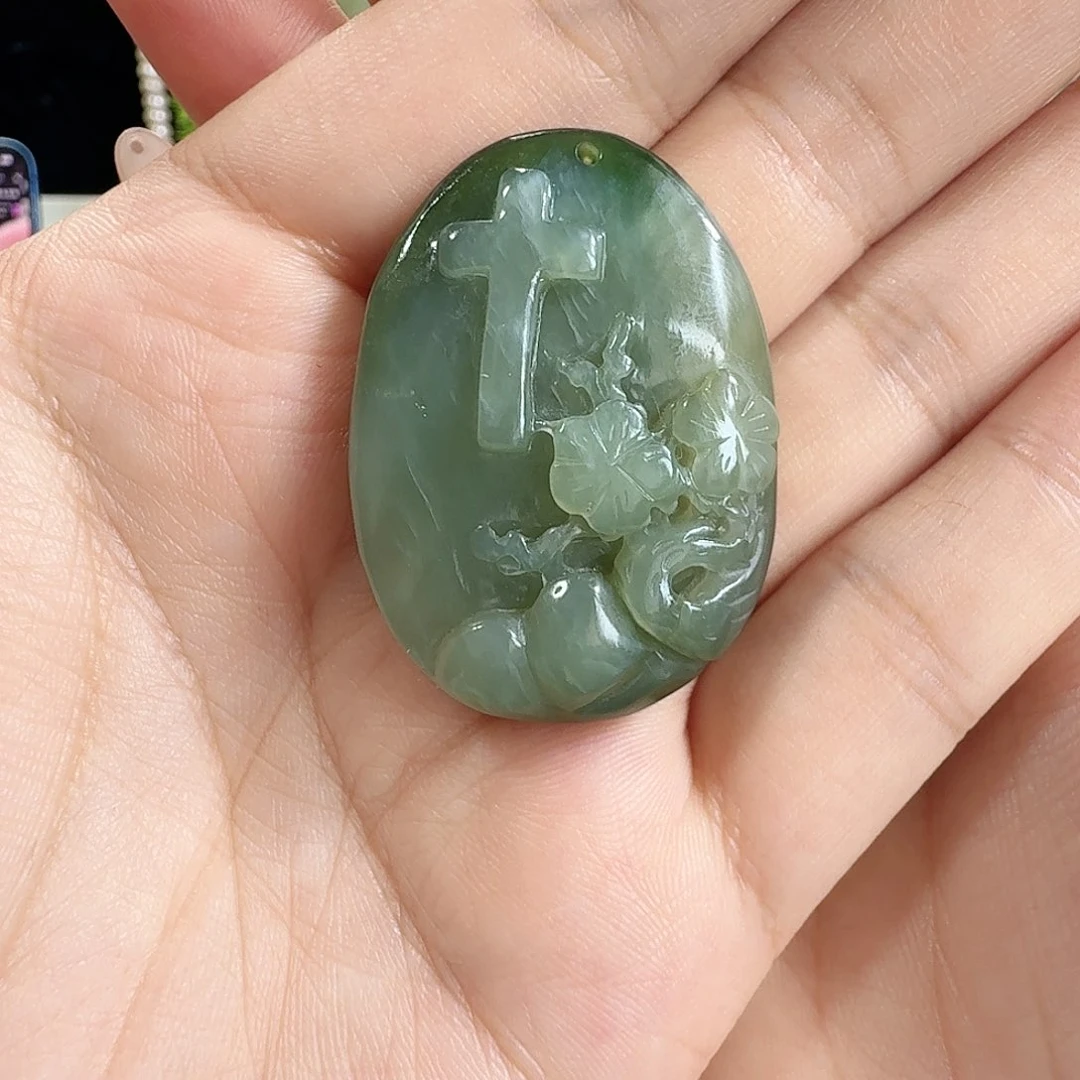 颈饰未镶嵌和田玉清货有瑕疵不退换