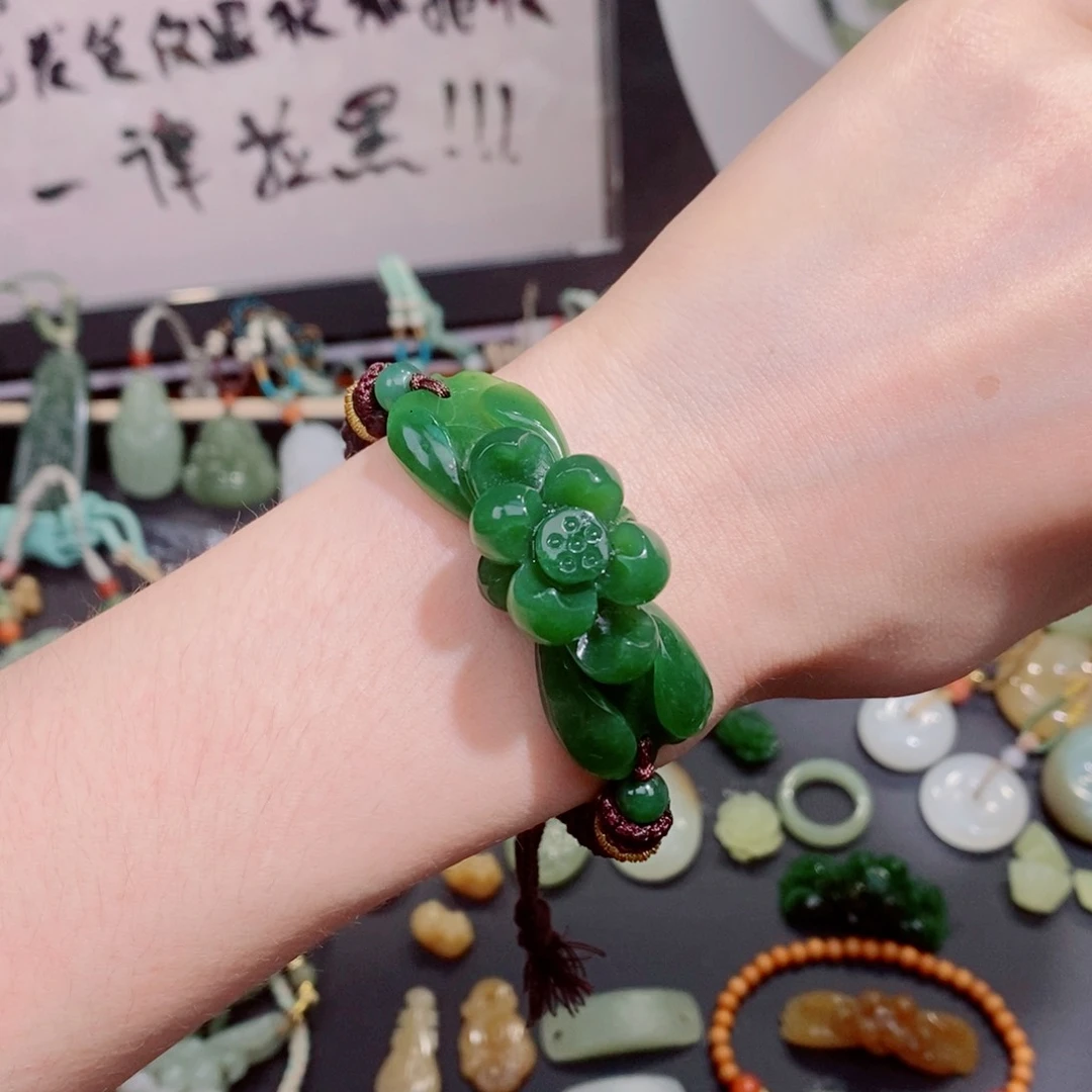 和田玉（碧玉）未镶嵌颈饰手牌