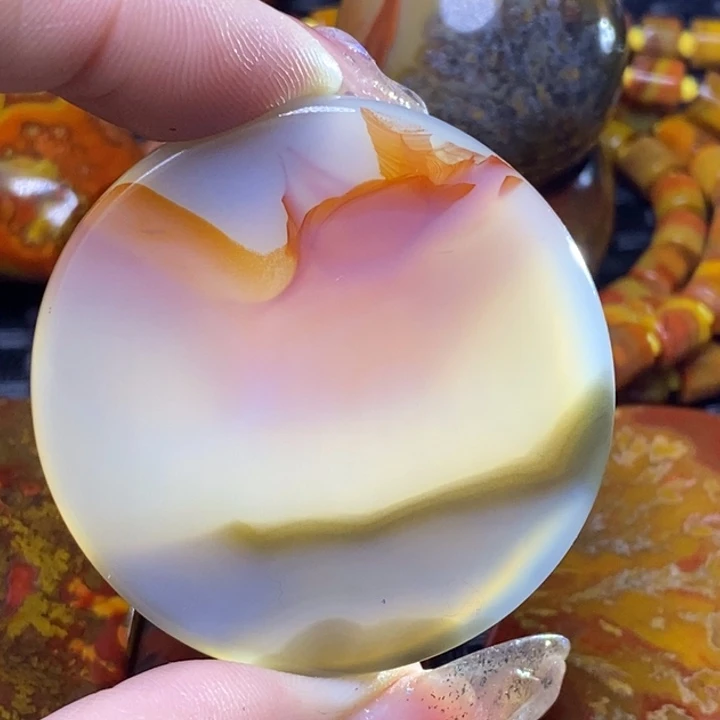 玛瑙/玉髓颈饰未镶嵌