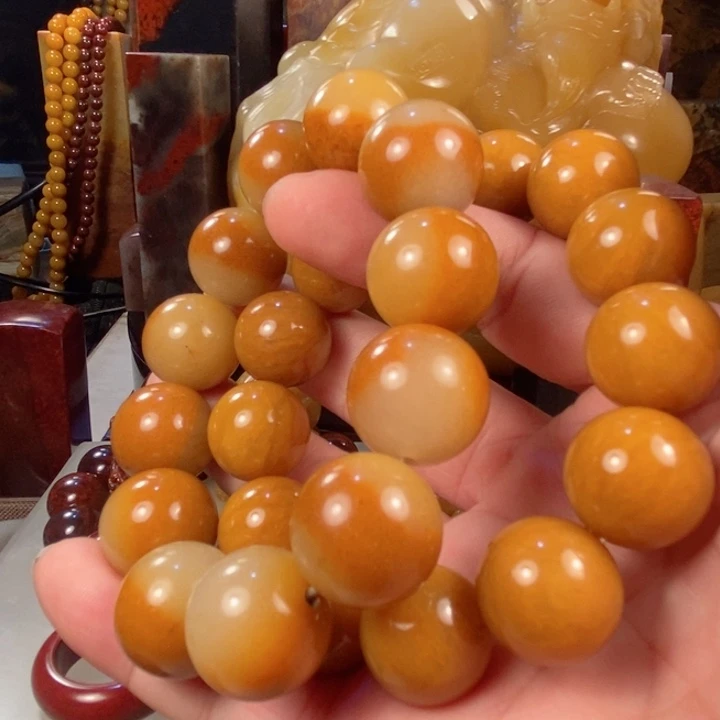 玉昊*桂林鸡血田黄串