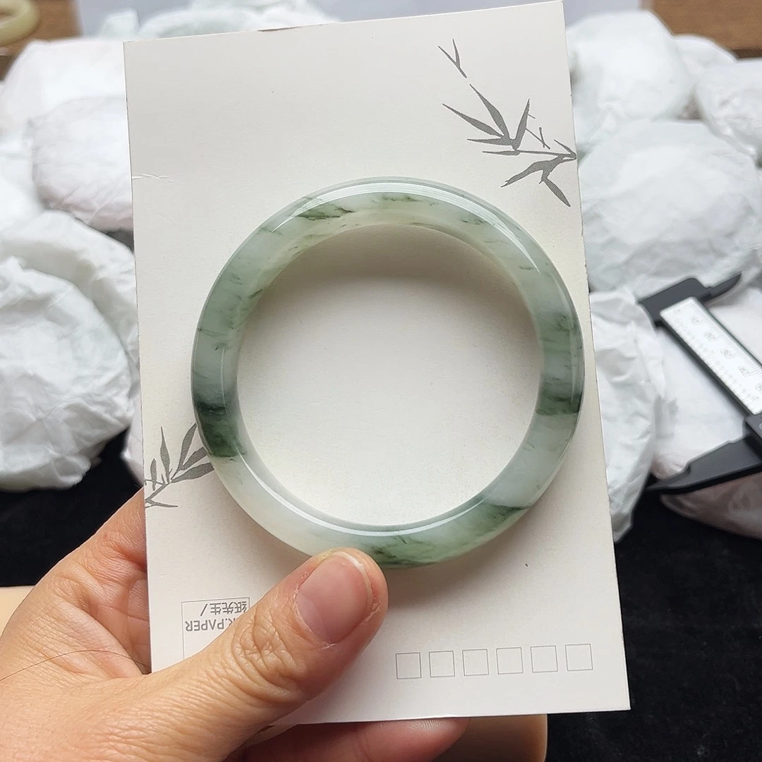 未镶嵌手镯石英质玉11