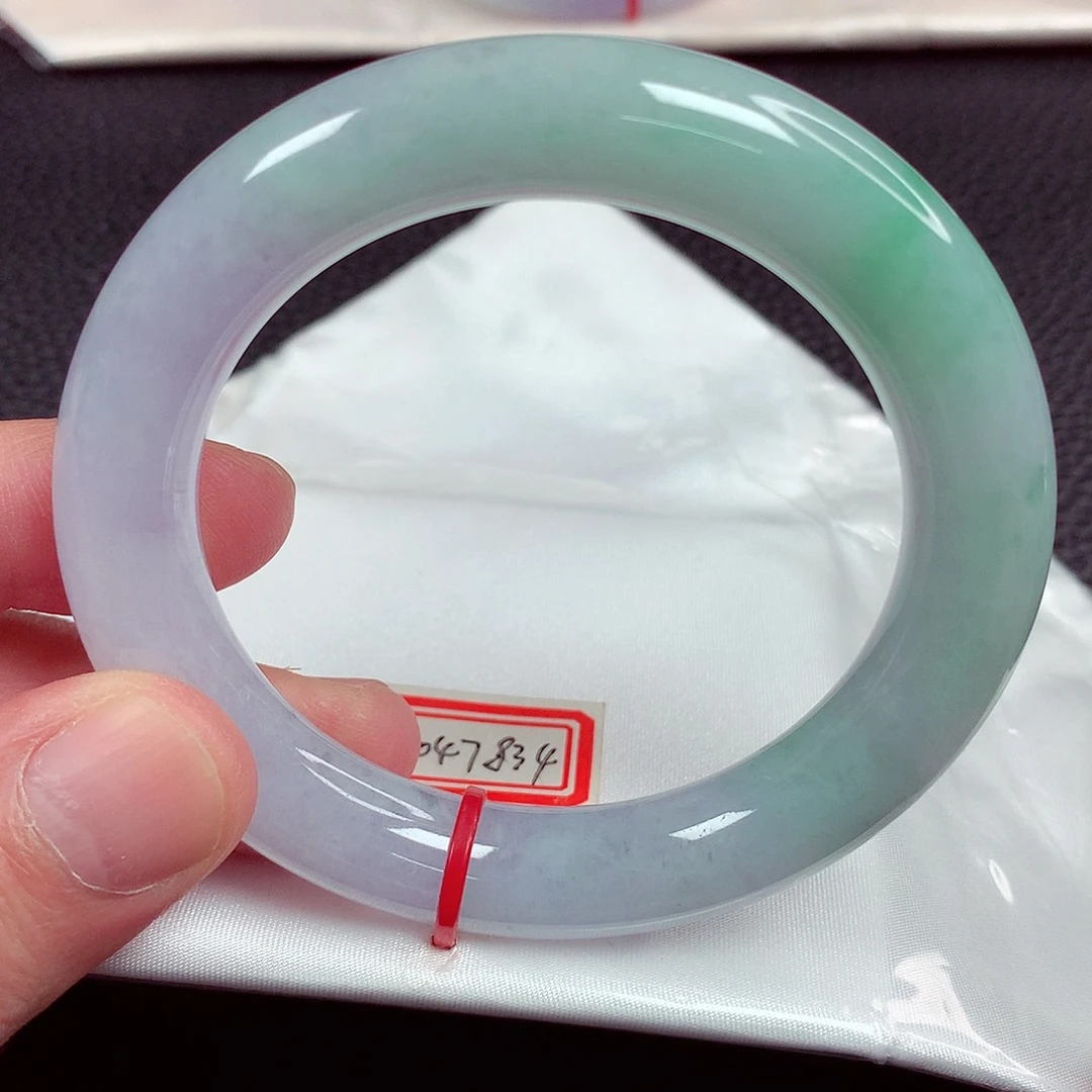 未镶嵌手镯翡翠天然翡翠手镯