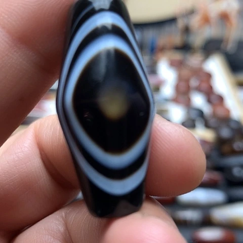 玛瑙/玉髓颈饰合金