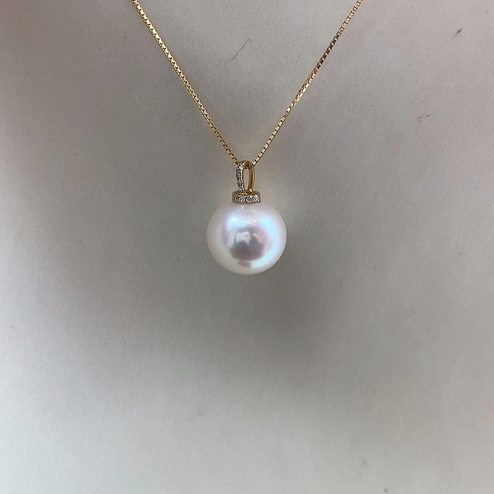 淡水珍珠吊坠(赠链)18K金镶嵌11-12mm 奶嘴