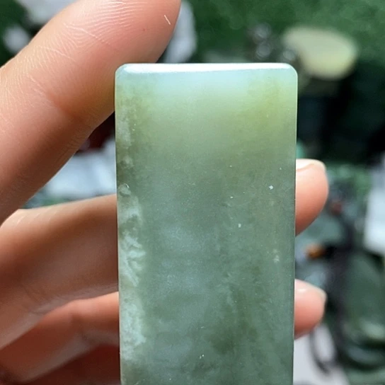 未镶嵌和田玉（糖玉）珠宝半成品
