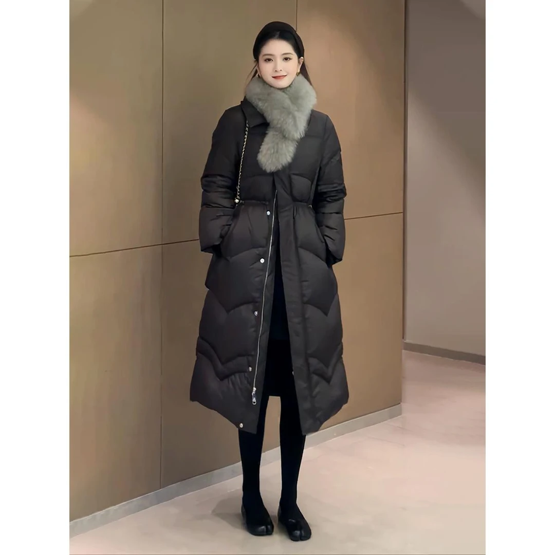 VOCKOO官方收腰羽绒服女长款黑色毛领围脖白鸭绒气质高级感名媛风