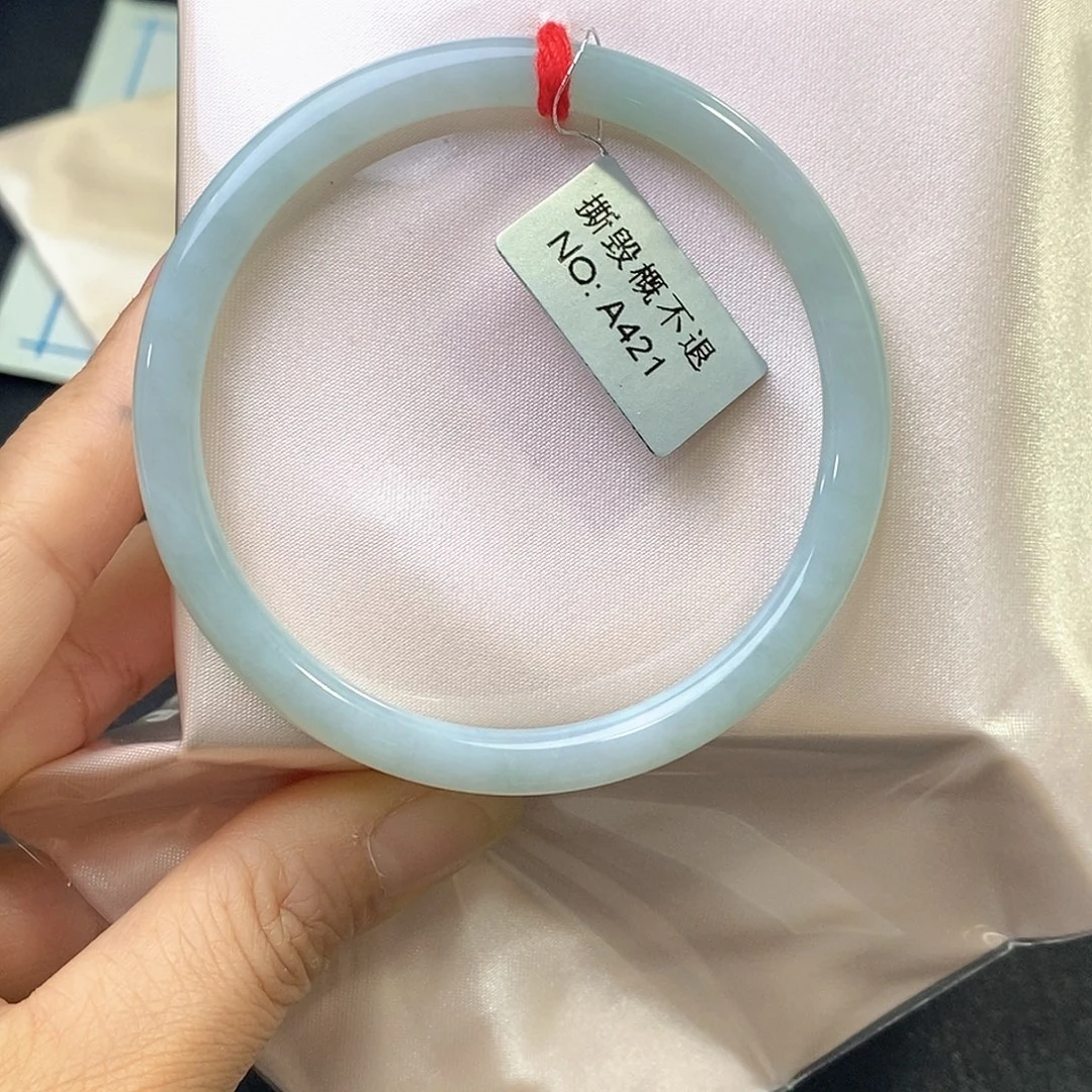 翡翠未镶嵌手镯57