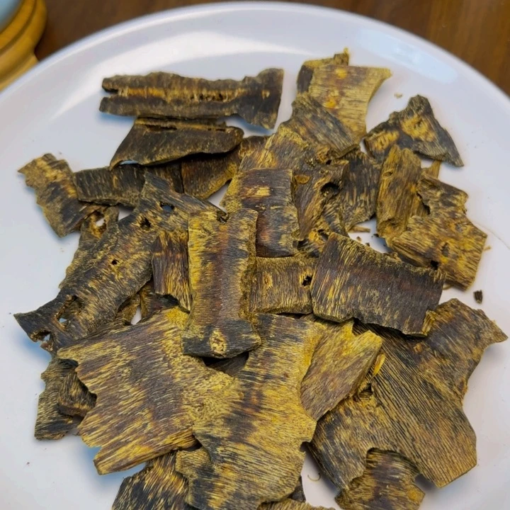 沉香沉香碎屑红旗块料多样性发货