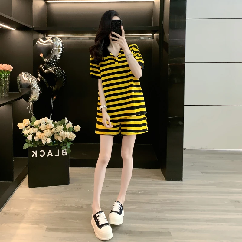 休闲风时尚套装套装多巴胺穿搭时髦大码夏季宽松条纹韩版夏装上衣