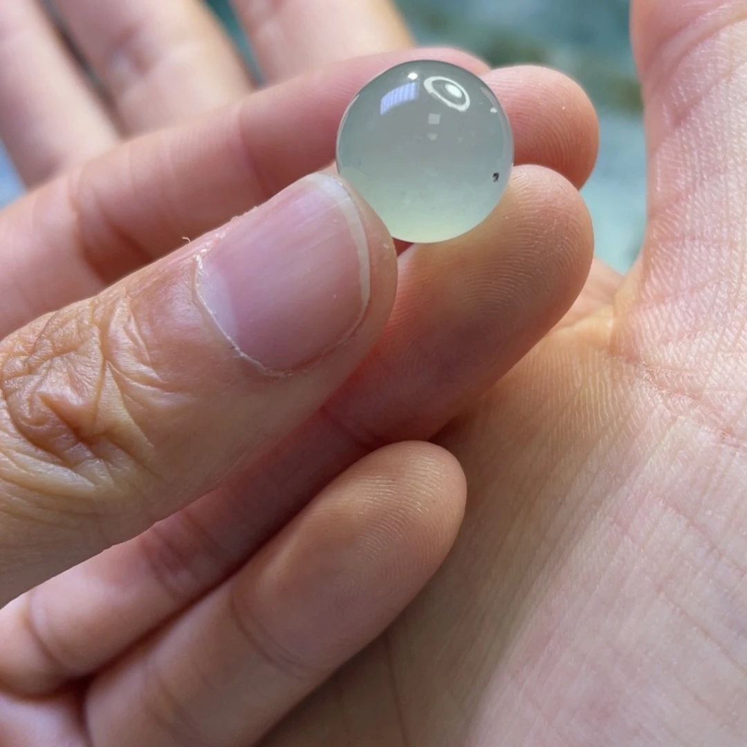 定制翡翠未镶嵌甜****鱼珠子打孔定制