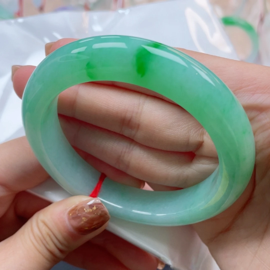 未镶嵌手镯翡翠58正圈 果绿飘辣绿 完美10号